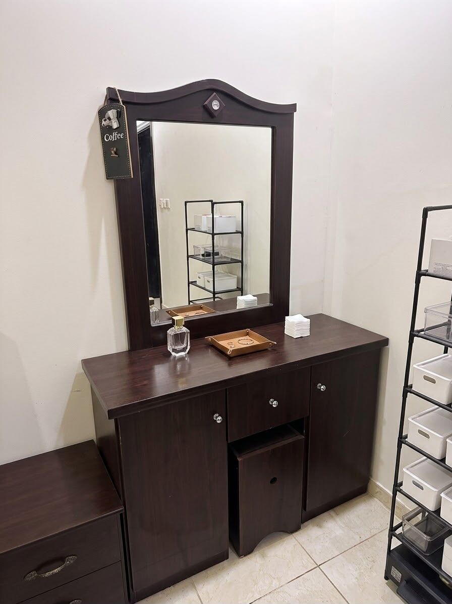 Jeddah, Furniture, SAR 750,  URGENT SALE : Bed Room Sets For Sale