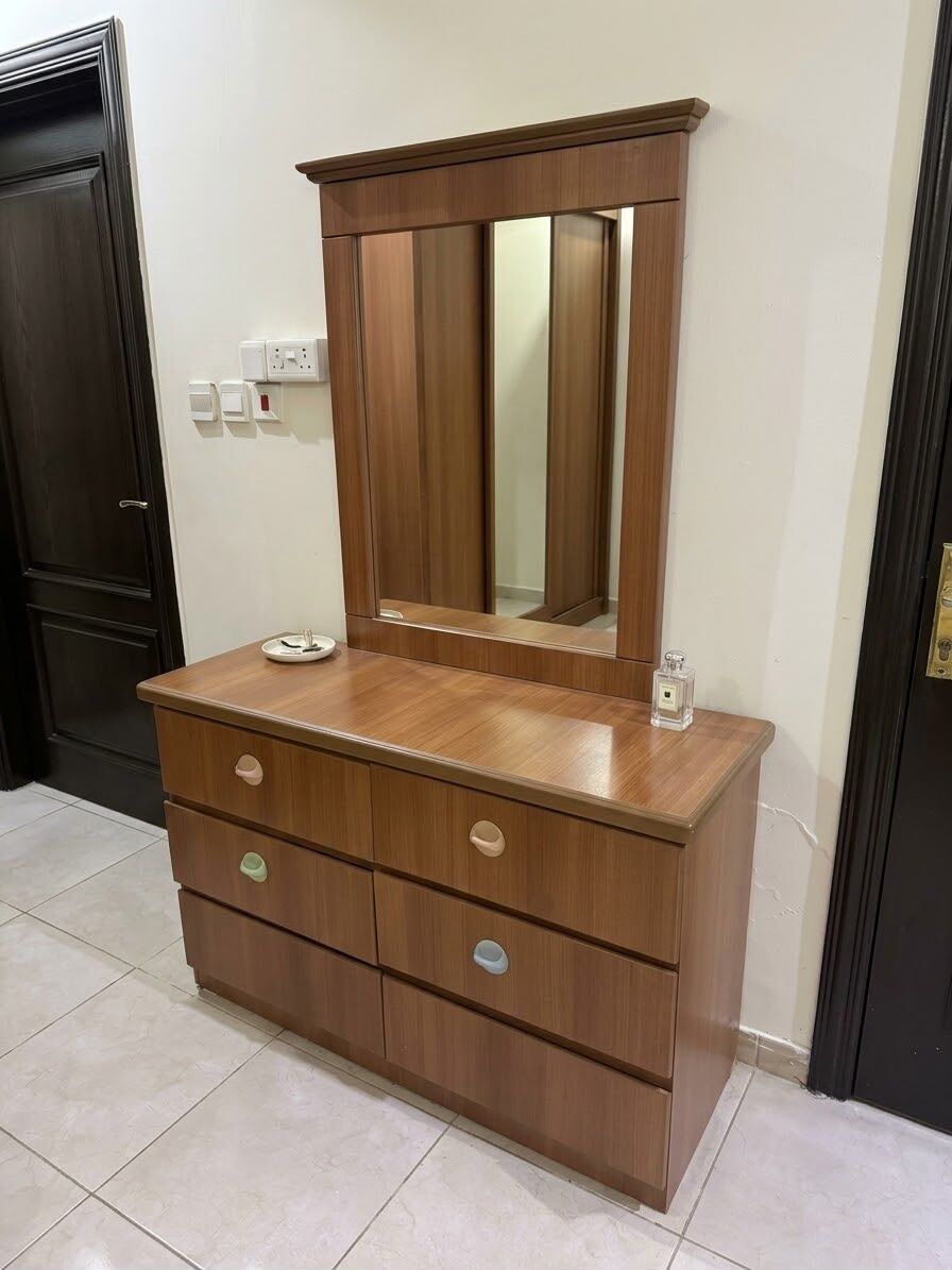 Jeddah, Furniture, SAR 750,  URGENT SALE : Bed Room Sets For Sale