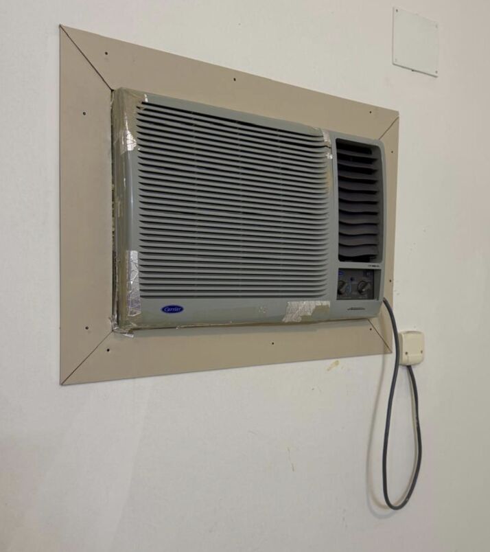 Makkah, Air Conditioners, SAR 2000,  4 Air Conditioners, In Good Condition