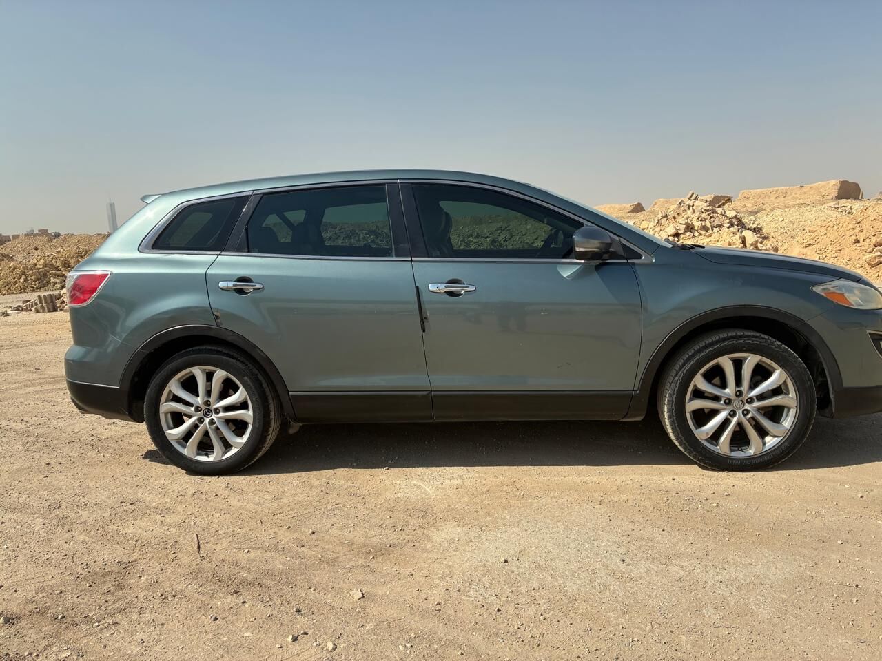 Riyadh, Vehicles, Cars & Trucks , SAR 32000,  Mazda CX-09,  2012,  Automatic,  227000 KM,  Well-maintained And Reliable Mazda CX-9