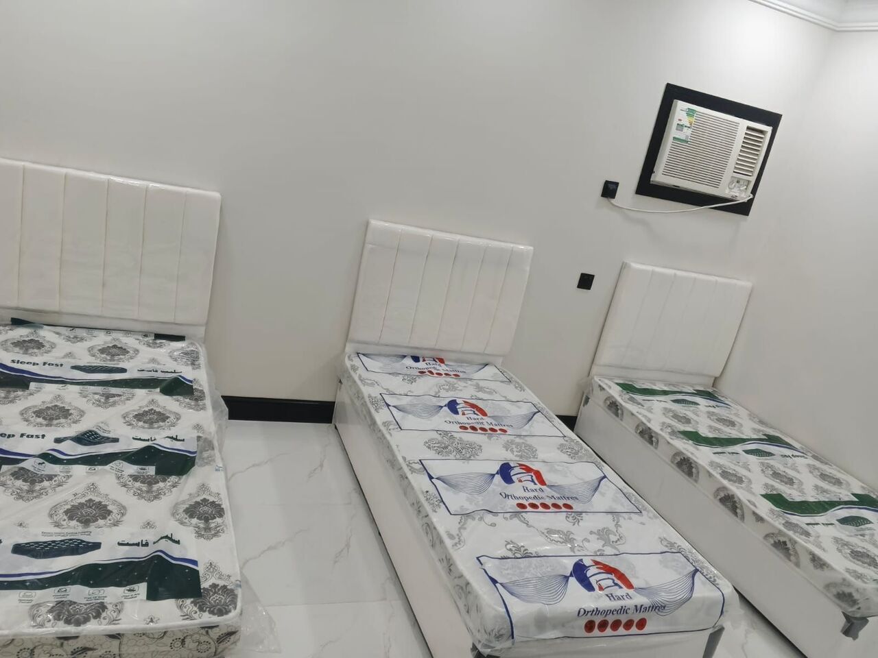 Jeddah, Furniture, Brand New Double, Medium Or Single Bed Are Available In Multiple Colors And Designs.