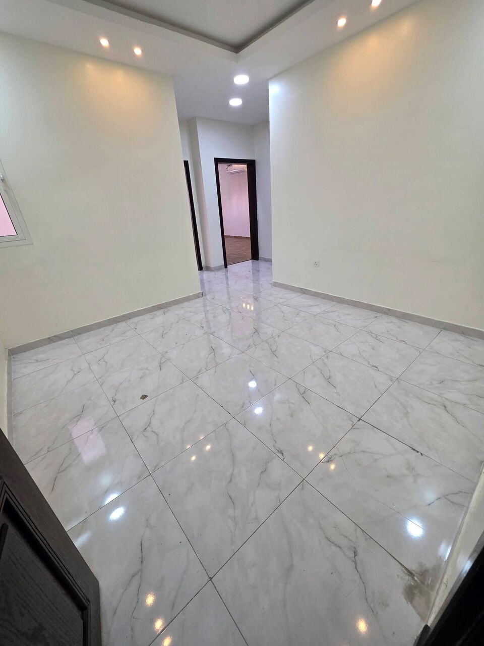 Khobar, Apartments, Flats, Houses & Villas, 2 BR,  🏠✨ NEARLY NEW & BEAUTIFUL 2-BEDROOM FAMILY APARTMENT | 2 SPLIT A/Cs | ELEVATOR | ONLY 2 Y
