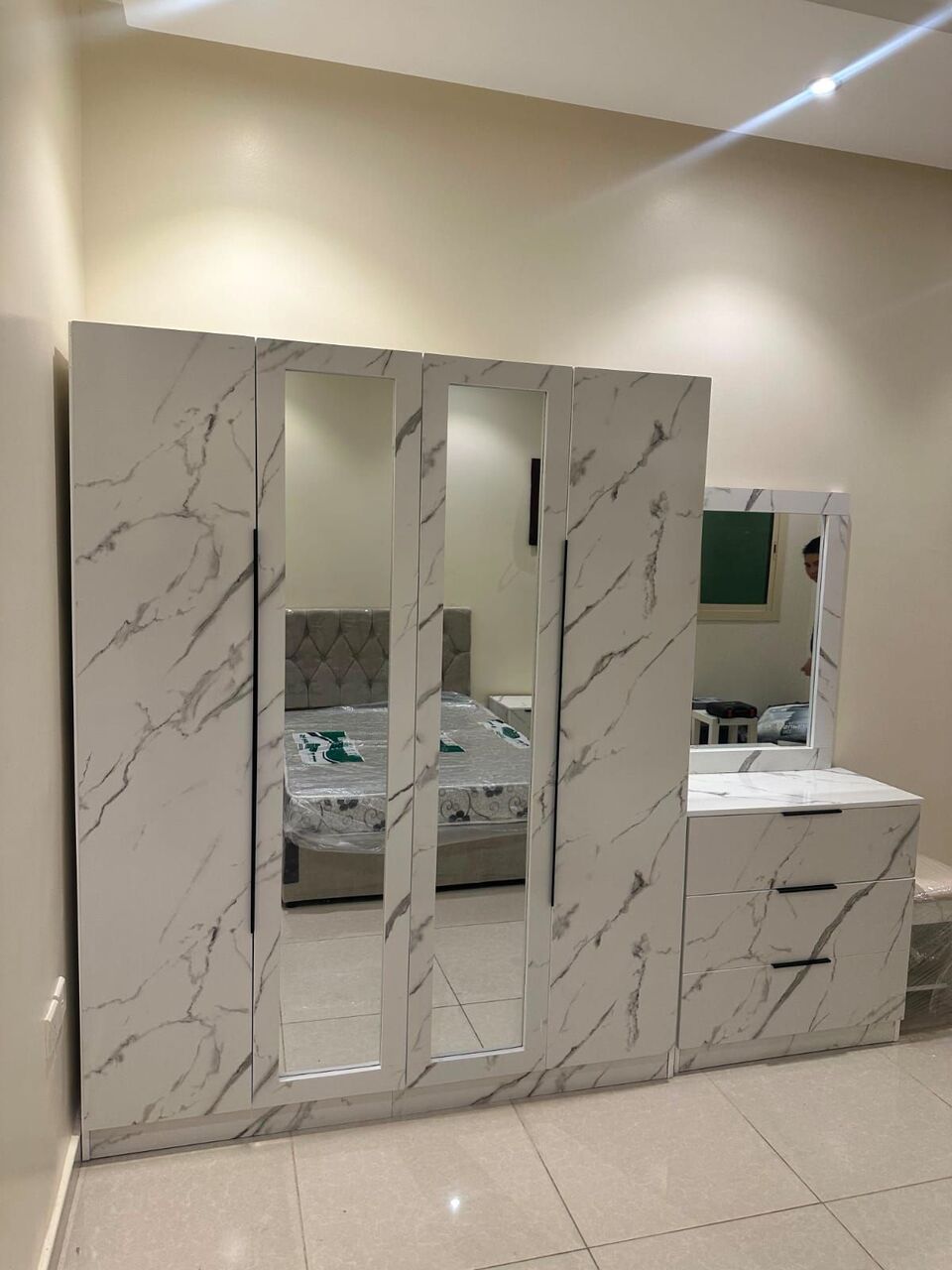 Jeddah, Furniture, Brand New 4 Door Cabinet Are Available In Multiple Colors And Designs In Low Prices