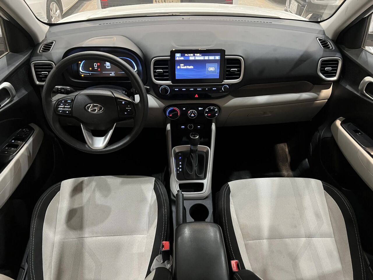 Riyadh, Vehicles, Cars & Trucks , SAR 50800,  Hyundai Venue Smart,  2025,  Automatic,  40322 KM,  /Selling On Cash And Installments