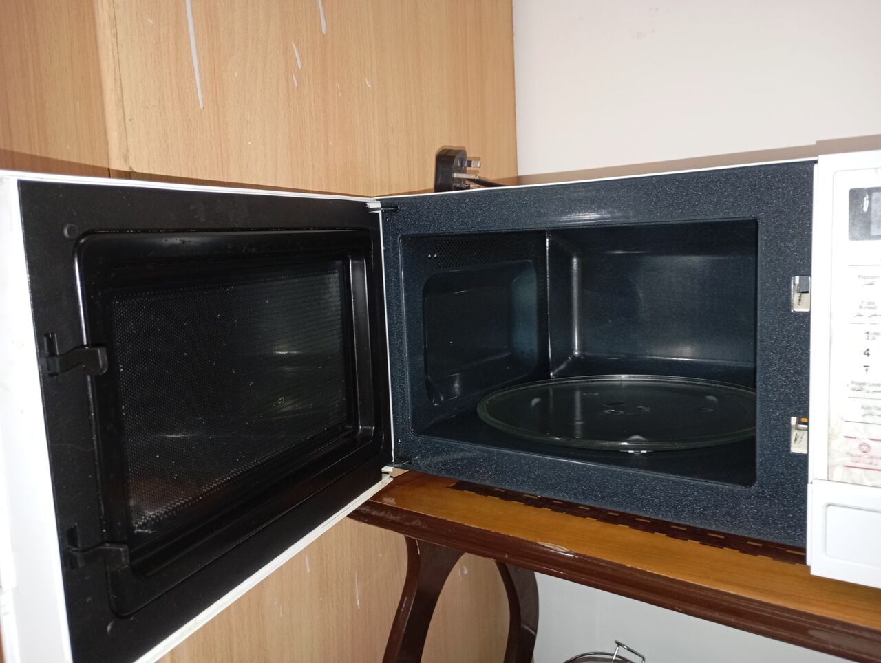 Madinah, Appliances, SAR 499,  Microwave Cupboard Kitchen Cabinet