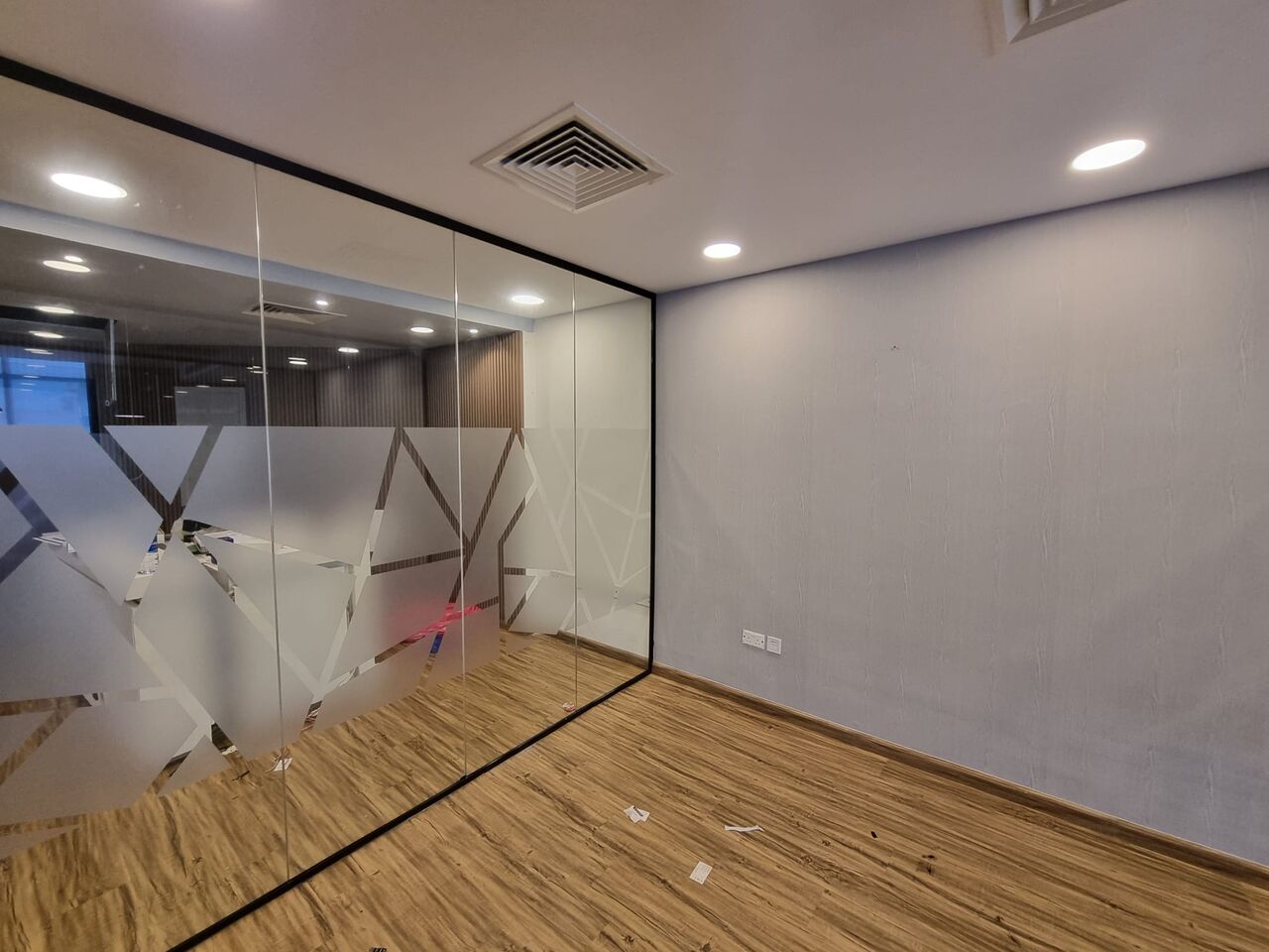 Juffair, Offices, BHD 500,  125 Sq. Meter,  Big Office For Rent In Juffai