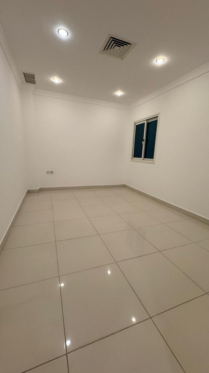Rumaithiya, Apartments, Flats, Houses & Villas, KWD 650/month,  4 BR,  Apartment For Rent In Rumaithiya, 4 Bedrooms Including A Master Bedroom.