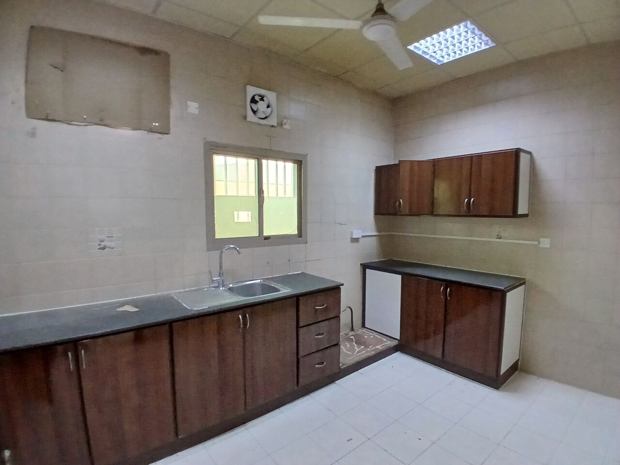 Hidd, Apartments, Flats, Houses & Villas, Flat 2bhk Inclusive Ewa With Limit Hidd