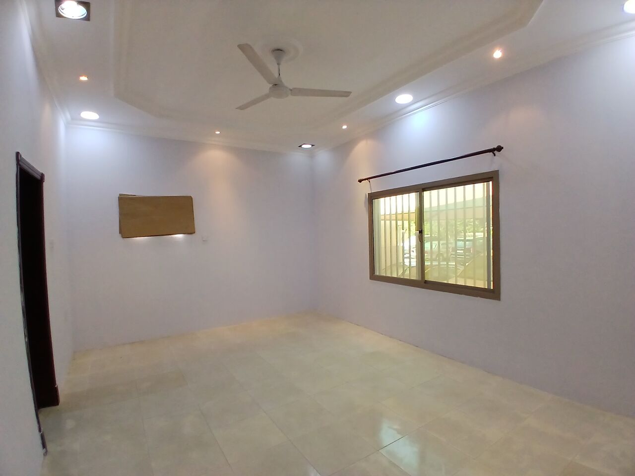 Hidd, Apartments, Flats, Houses & Villas, Flat 2bhk Inclusive Ewa With Limit Hidd