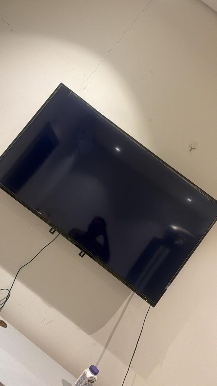 Manama, Household Items, BHD 45,  50 Inch Smart Tv For Sale