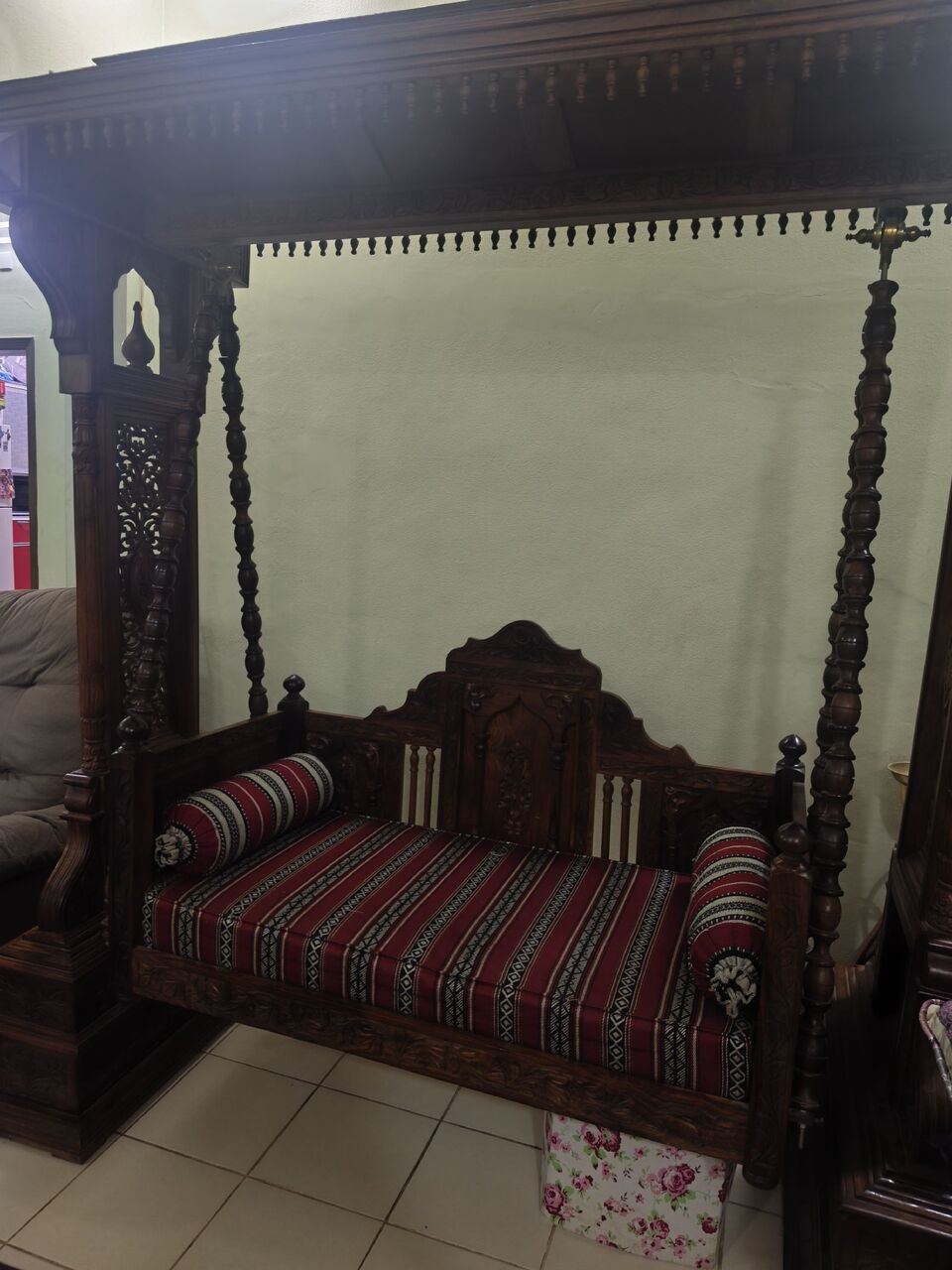 Muharraq, Furniture, BHD 250,  Beautiful Solid Wood Swing With Frame