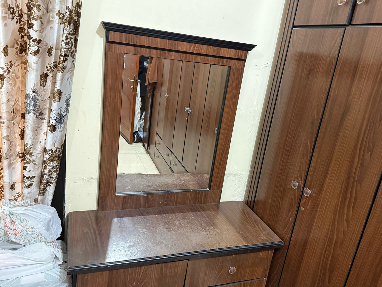Al Aziziyah, Furniture, SAR 1800,  Bedroom Furniture Set &ndash; 8-Door Wardrobe, Bed, Dressing Table & Mattress &ndash; SAR 1,800 Negoti
