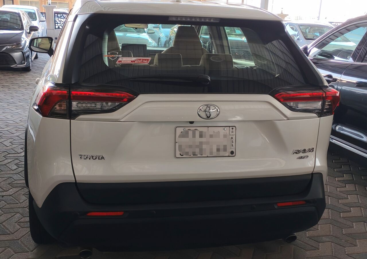 Dammam, Vehicles, Cars & Trucks , SAR 76000,  2021,  2021,  Automatic,  220000 KM,  Ravor  220 Thousand Body And Cal CounterRavor  220 Thousand Body Agency Counter