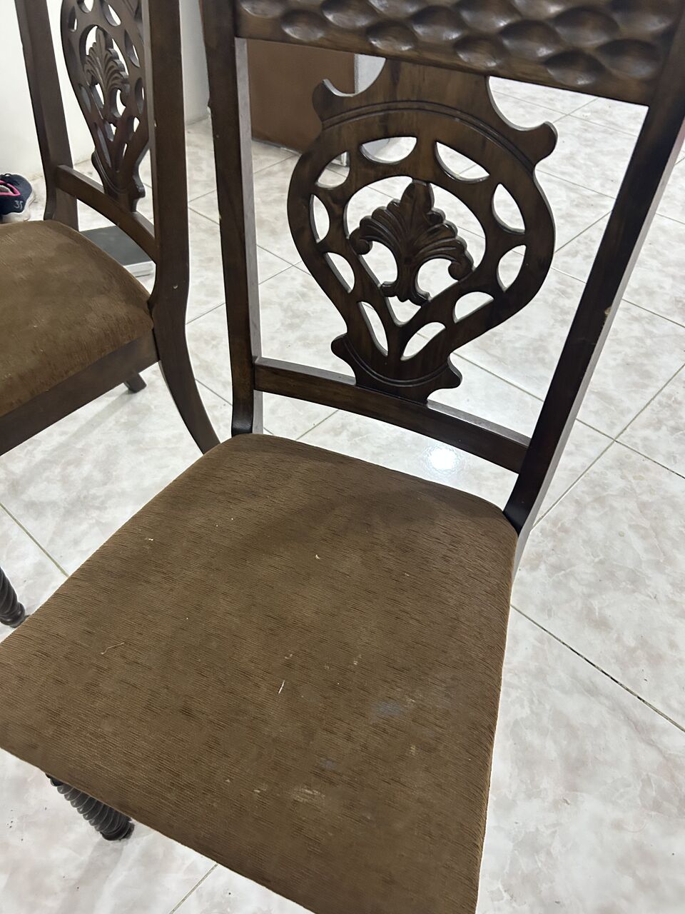 Dammam, Furniture, SAR 380,  Dining Table With 6 Chairs