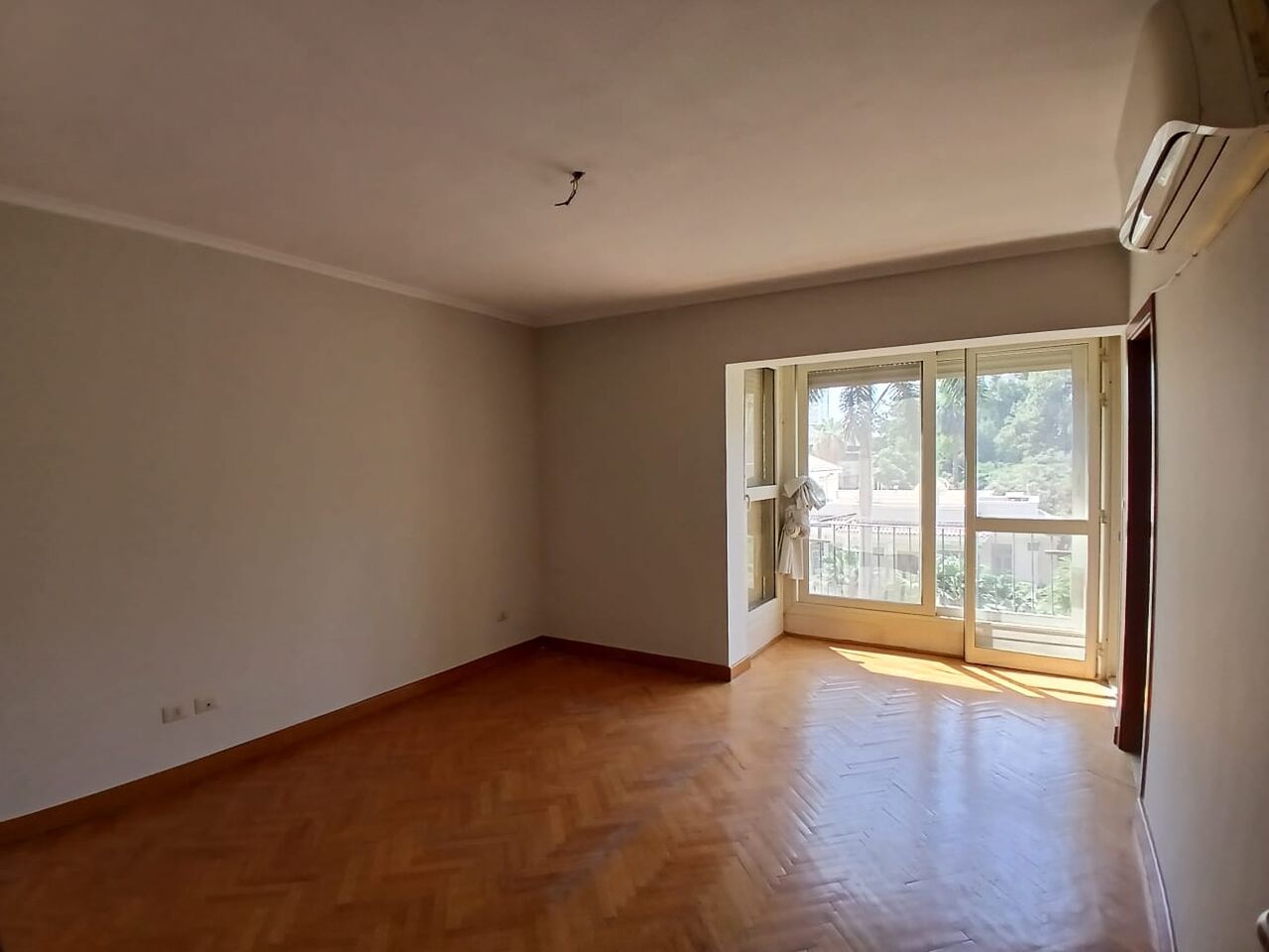 Zamalek, Apartments, Flats, Houses & Villas, USD 1300/month,  3 BR,  180 Sq. Meter,  5924- Apartment For Rent In Zamalek, Cairo, Egypt