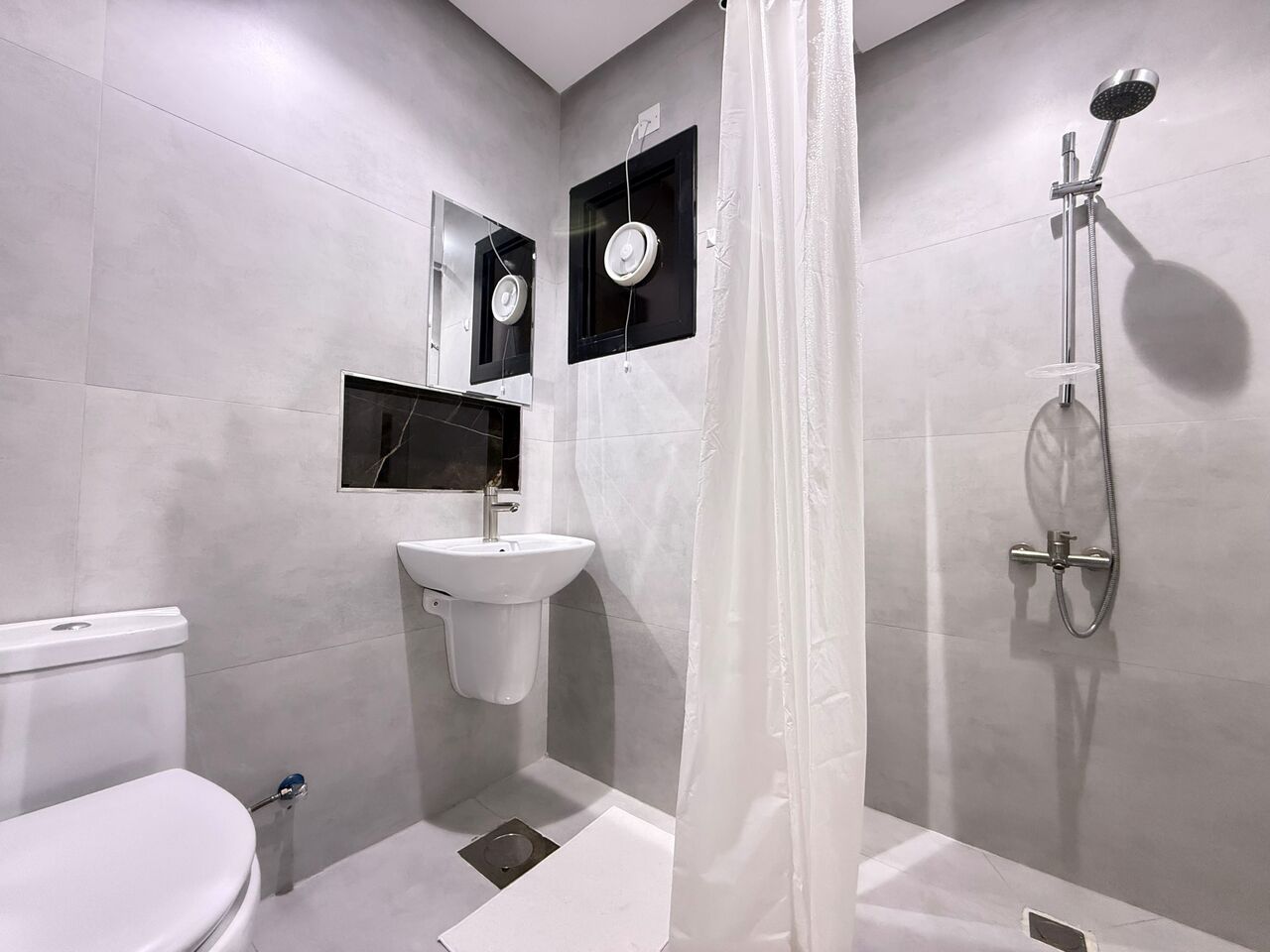 Salmiya, Apartments, Flats, Houses & Villas, KWD 550/month,  Furnished,  2 BR,  Salmiya - Nice 2 Bedrooms Furnished Apartments For Expats