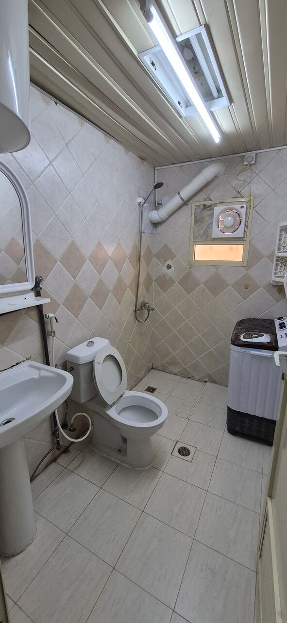 Jubail, Apartments, Flats, Houses & Villas, SAR 1800/month,  Furnished,  Furnished 1BHK Family Flat Dakhil Mahdood Near Aramex Parcel 1,800sr Free Elect, Wifi