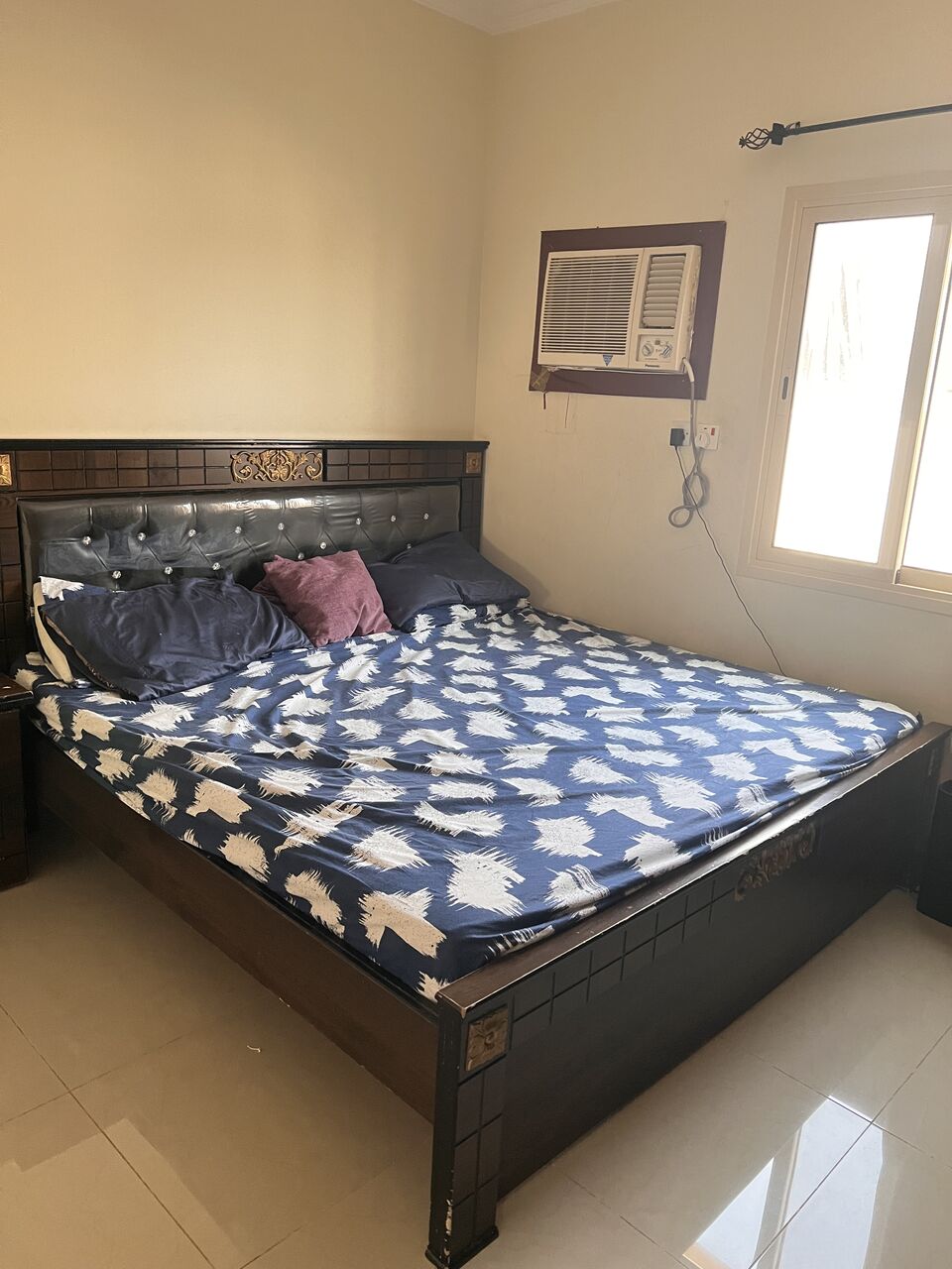 Akrabia, Furniture, SAR 500,  Super King Size Bed With Mattresses &ndash; 500 SAR