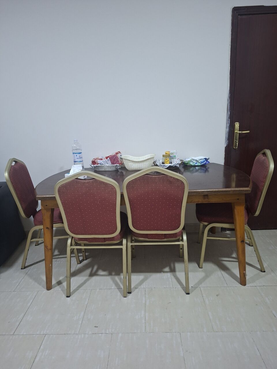 Al Rakah Al Shamaliyah, Household Items, SAR 275,  💥💥💥FREE Supple Self Dinning Table Set