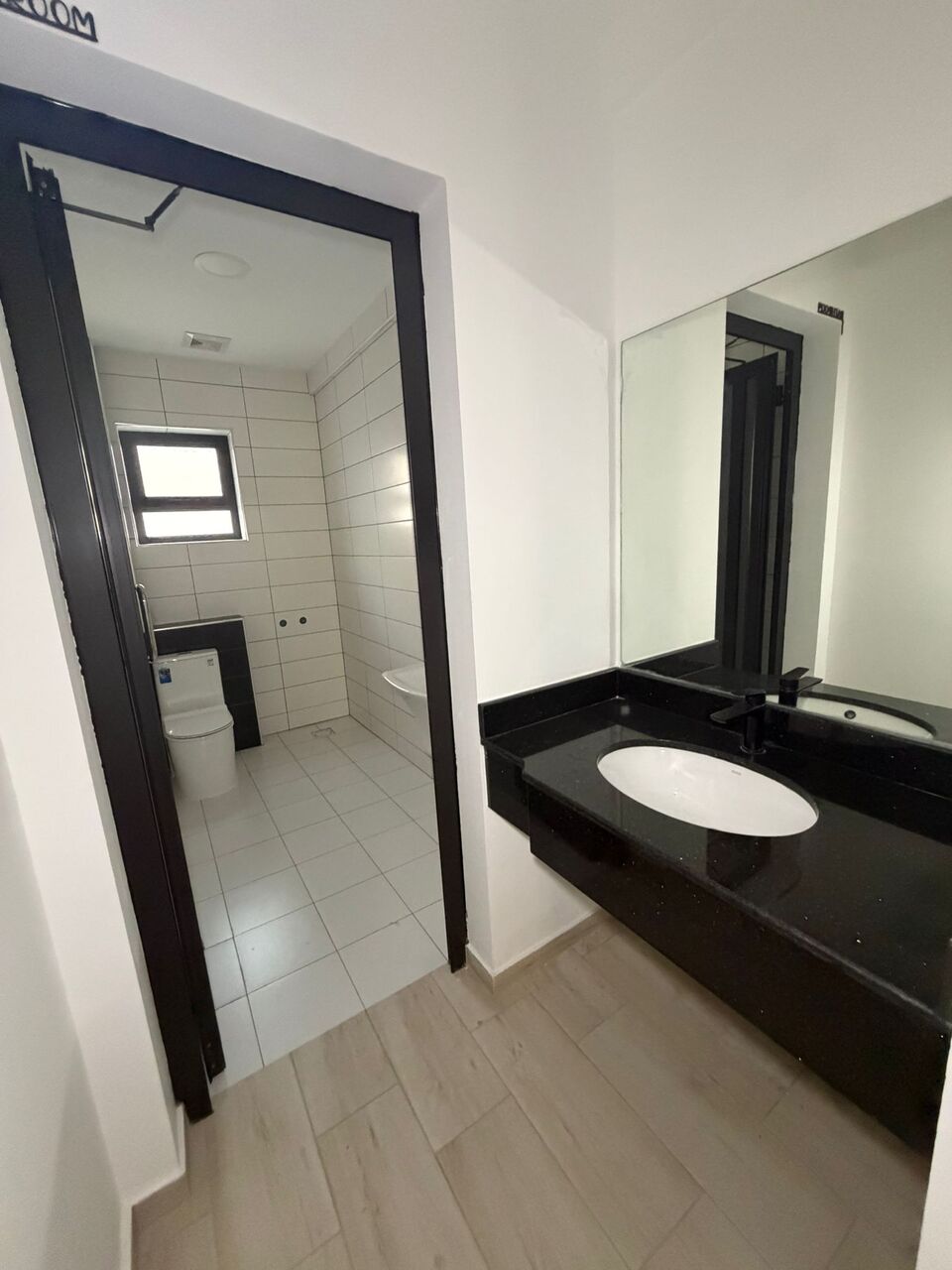Manama, Housing Exchanges, BHD 360/month,  1 BR,  80 Sq. Meter,  Commercial Office For Rent In Seef District Direct Sea View Consists Of: Room, Bathroom, L