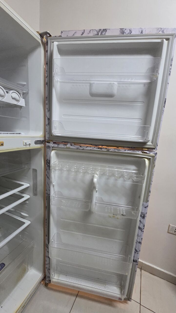 Al Rehab, Appliances, SAR 300,  SAMSUNG Refrigerator For Sale. Fridge For Sale