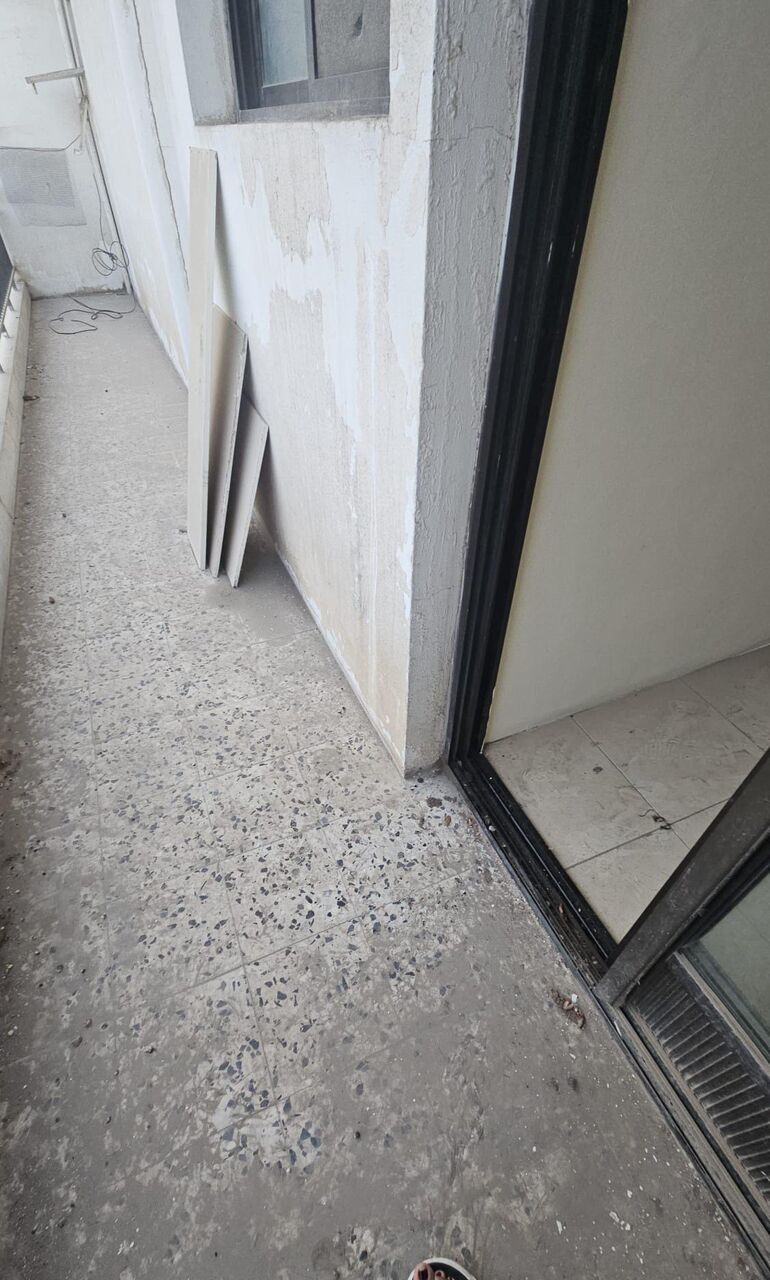 Salmaniya, Apartments, Flats, Houses & Villas, BHD 250/month,  3 BR,  3 Bedroom Unfurnished Flat For Rent Without Ewa