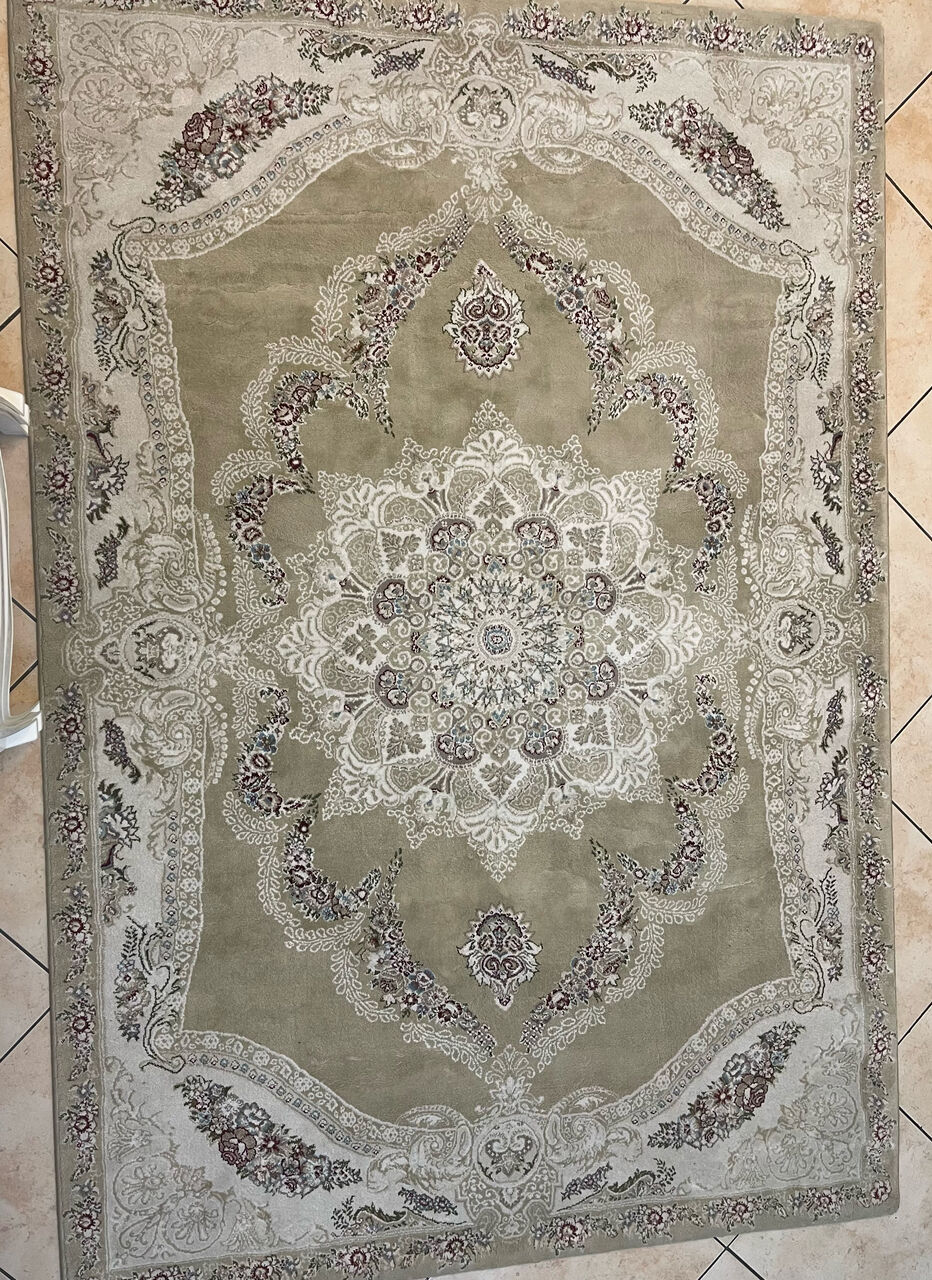 Riyadh, Household Items, SAR 100,  Beige Carpet