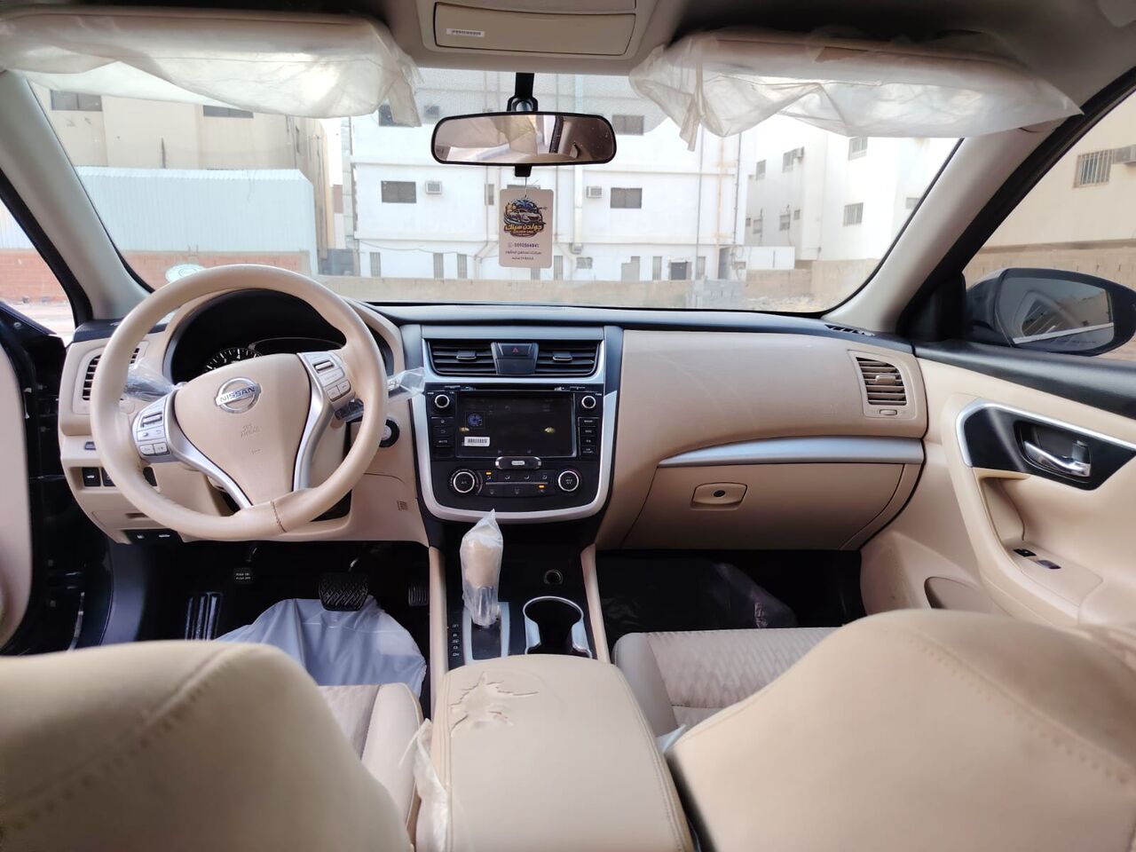 Riyadh, Vehicles, Cars & Trucks , SAR 26000,  Nissan Altima,  2017,  Automatic,  329000 KM,  SV