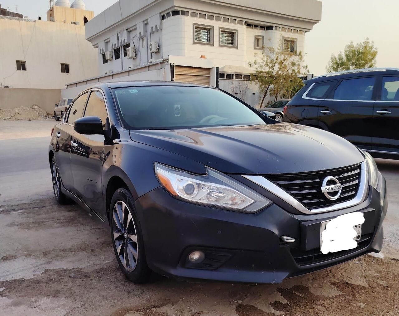 Riyadh, Vehicles, Cars & Trucks , SAR 26000,  Nissan Altima,  2017,  Automatic,  329000 KM,  SV