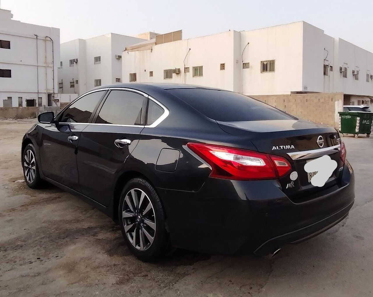 Riyadh, Vehicles, Cars & Trucks , SAR 26000,  Nissan Altima,  2017,  Automatic,  329000 KM,  SV