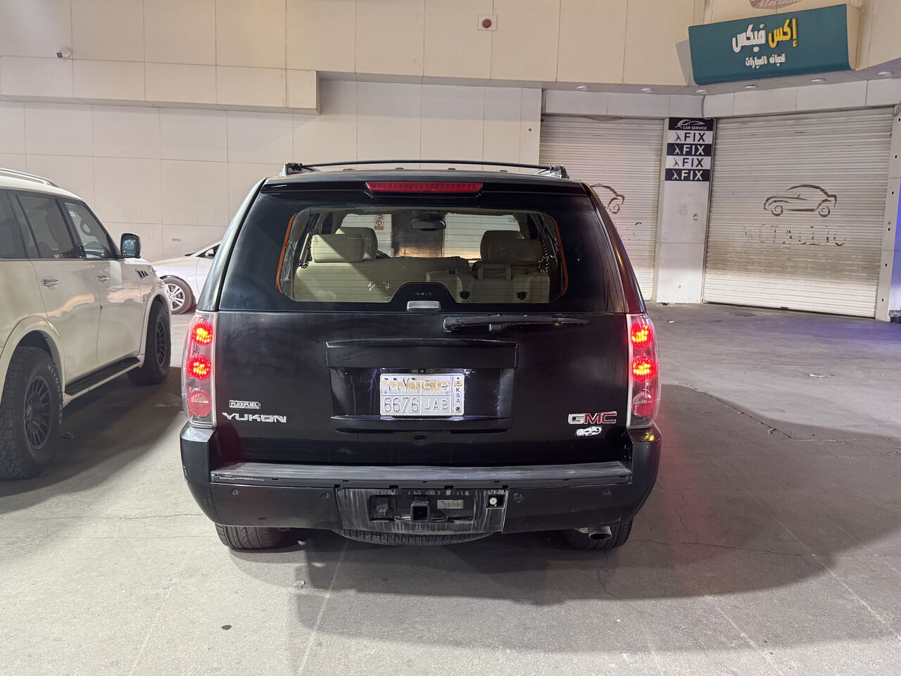 Riyadh, Vehicles, Cars & Trucks , SAR 40000,  GMC Yukon Denali,  2009,  Automatic,  304000 KM,   In Good Condition