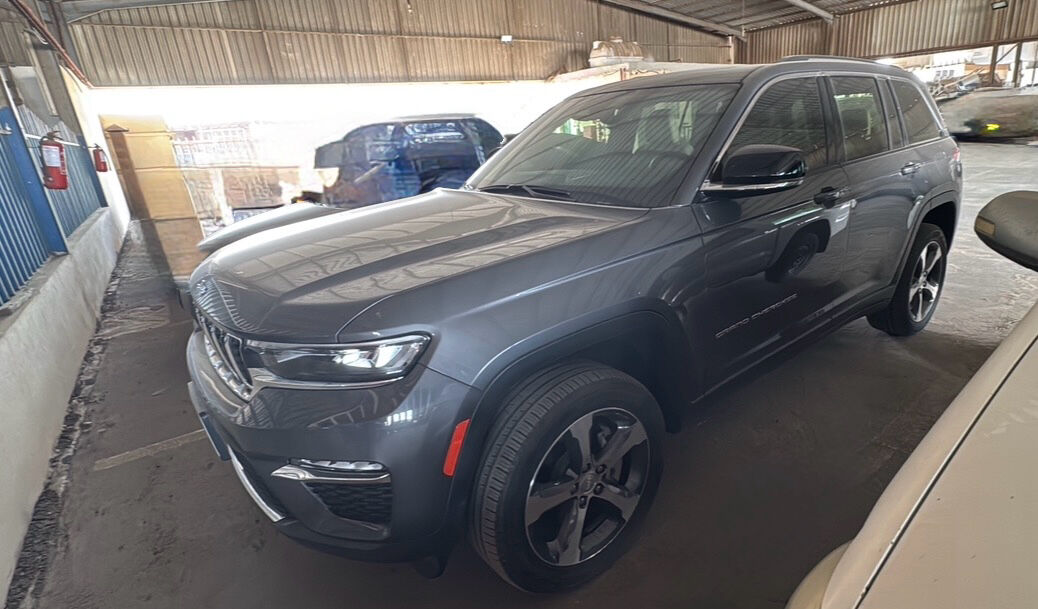 Jubail, Vehicles, Cars & Trucks , SAR 149000,  Jeep Grand Cherokee,  2023,  Automatic,  65000 KM,  Jeep Grandcherokee Limited  Full Option