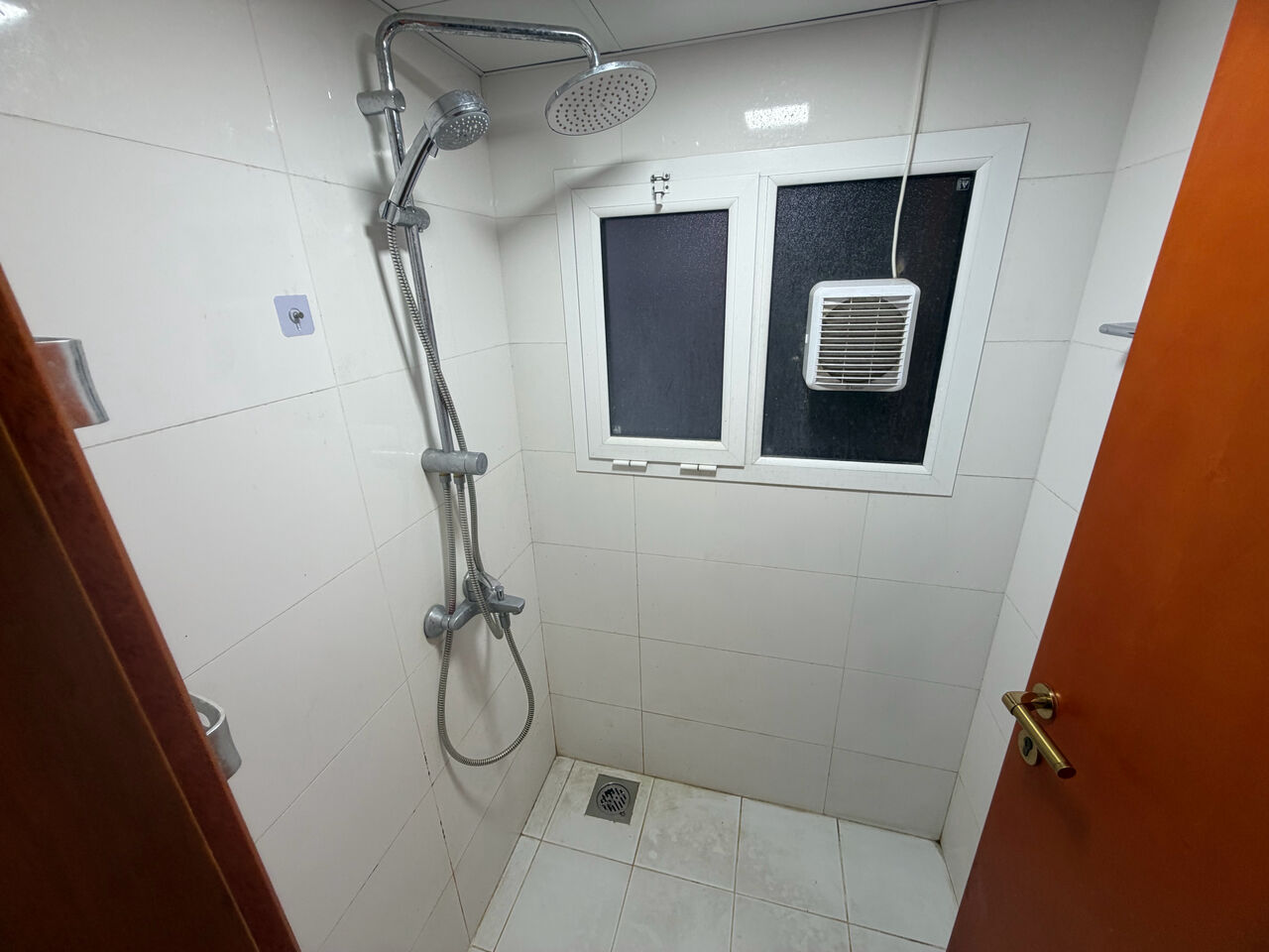 Adliya, Apartments, Flats, Houses & Villas, BHD 230/month,  1 BR,  1 Bedroom Flat For Rent Unlimited Ewa