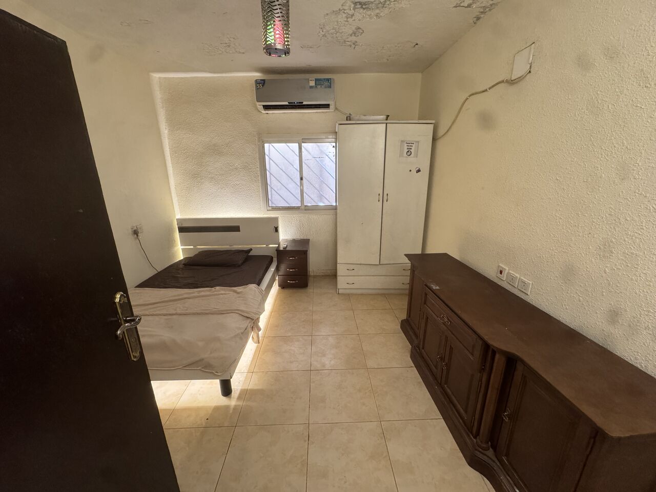 Al Malaz, Rooms for Rent, SAR 1000/month,  Furnished,  ROOM AVAILABLE &ndash; FULLY FURNISHED 3 BHK
