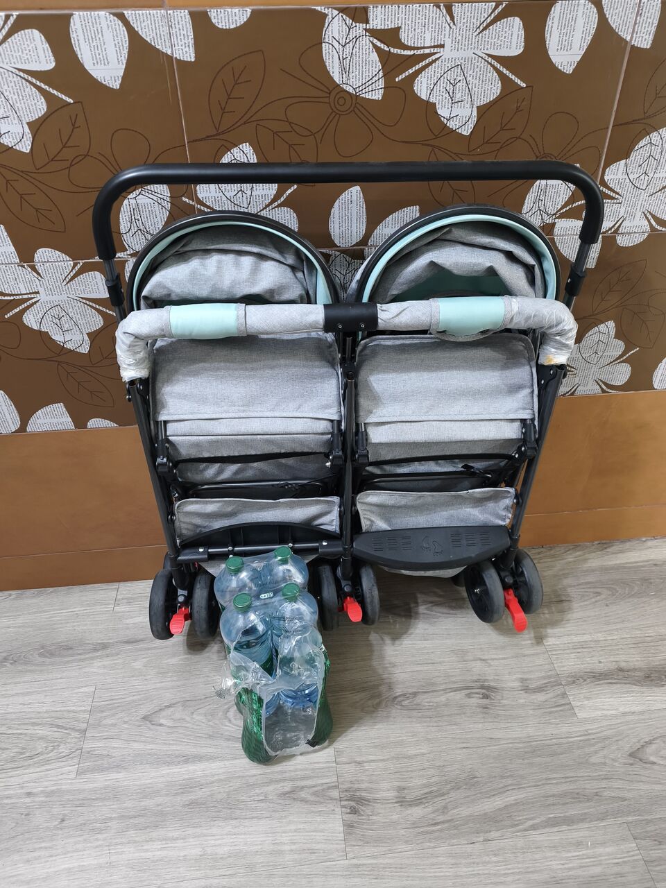 Jeddah, Baby & Kid Stuff, SAR 250,  Twins Baby Pram Like New