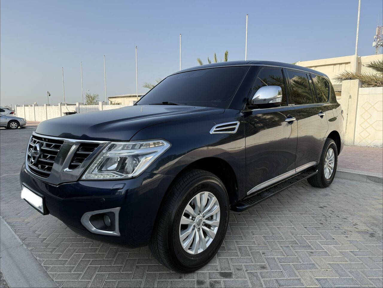 Manama, Vehicles, Cars & Trucks , BHD 9500,  Nissan Patrol,  2019,  Automatic,  240000 KM,   SE T2
