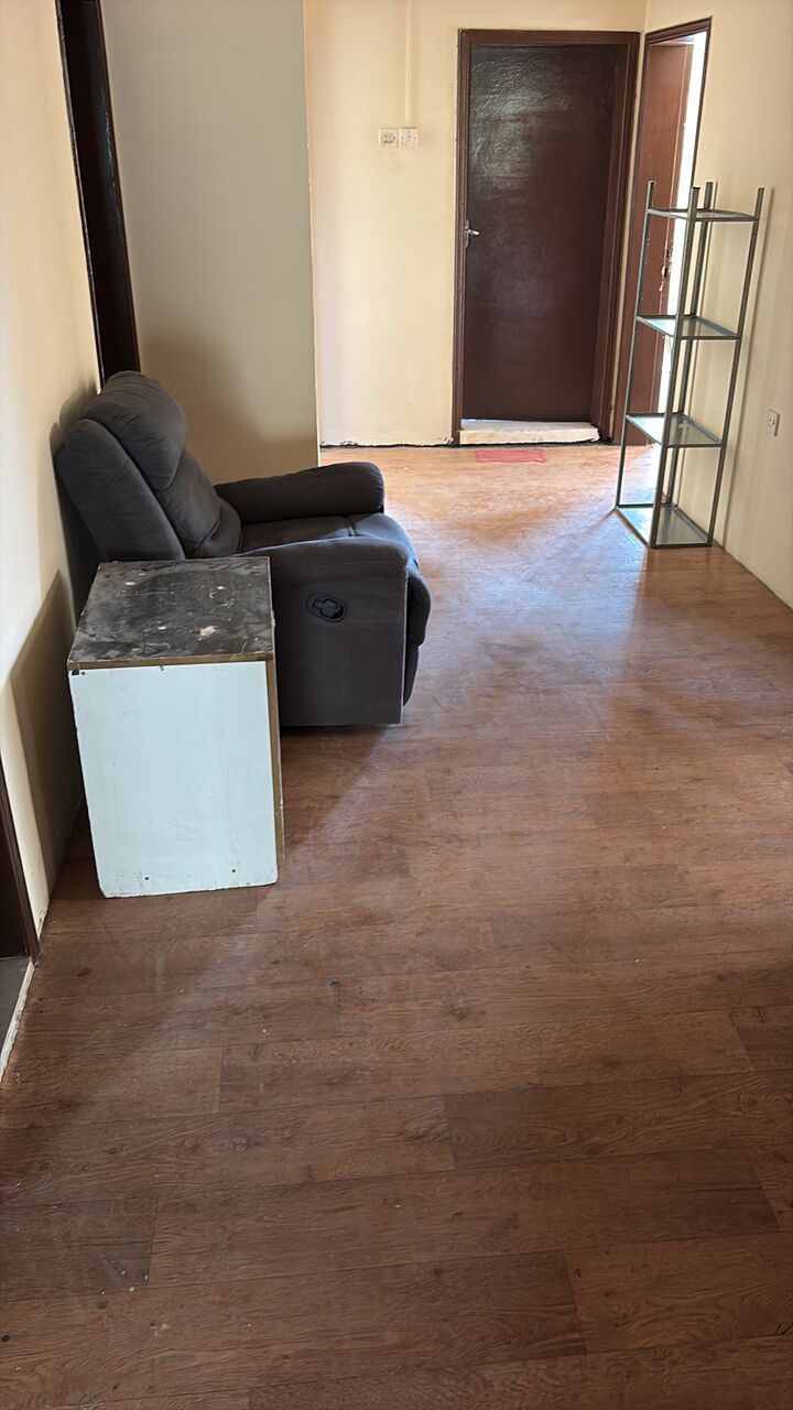 Zinj, Rooms for Rent, BHD 100/month,  Furnished,  One Big Room For Couple / Ladies 100 BD Zinj Al Kindi Hospital