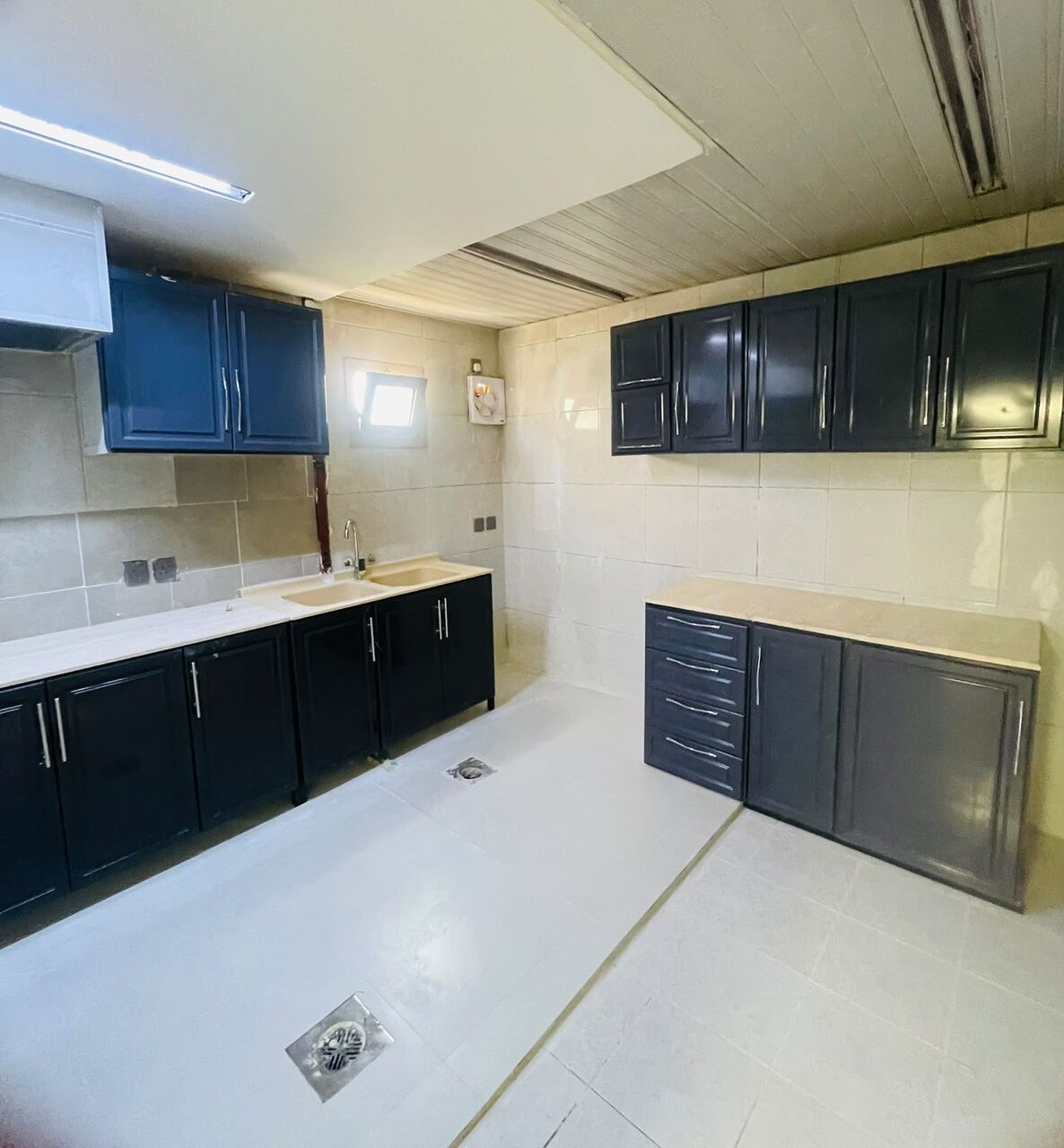 Al Malaz, Apartments, Flats, Houses & Villas, SAR 30000/year,  2 BR,  2BHK Family Apartment Available In Villa Al Malaz Dehran Street
