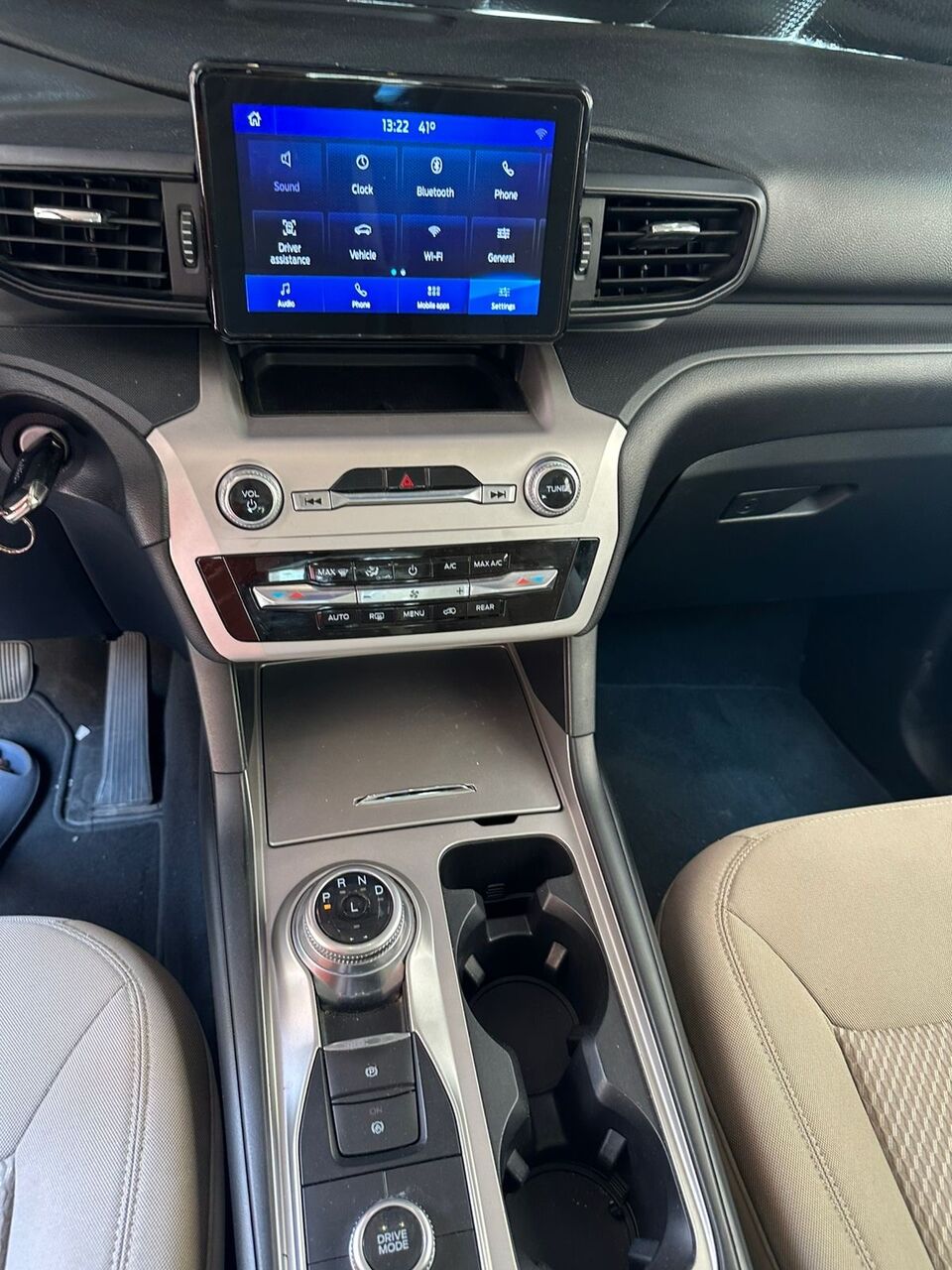 Jeddah, Vehicles, Cars & Trucks , SAR 88500,  Ford Explorer XLT,  2021,  Automatic,  134000 KM,