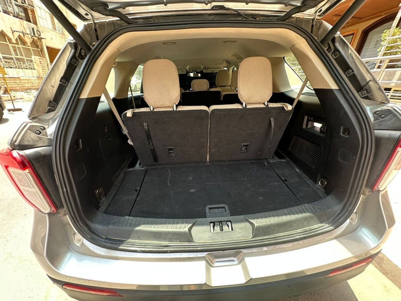 Jeddah, Vehicles, Cars & Trucks , SAR 88500,  Ford Explorer XLT,  2021,  Automatic,  134000 KM,