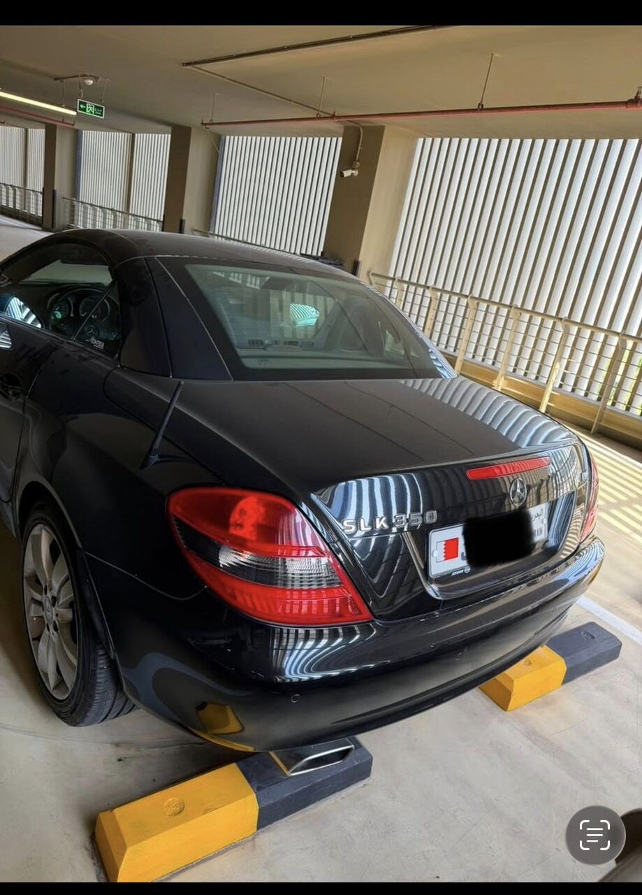 Bahrain Bay, Vehicles, Cars & Trucks , BHD 3000,  Mercedes SLK 350,  2009,  Automatic,  147000 KM,   V6 - GCC Specs -  - 147,000 Km