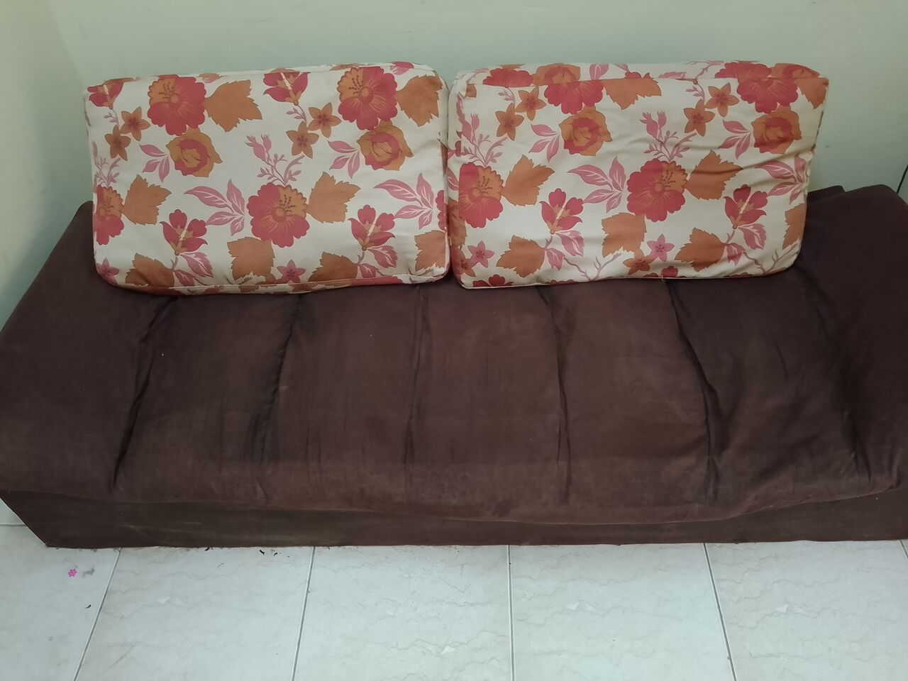 Jeddah, Household Items, SAR 80,  2 Sofa For 80 Ryial