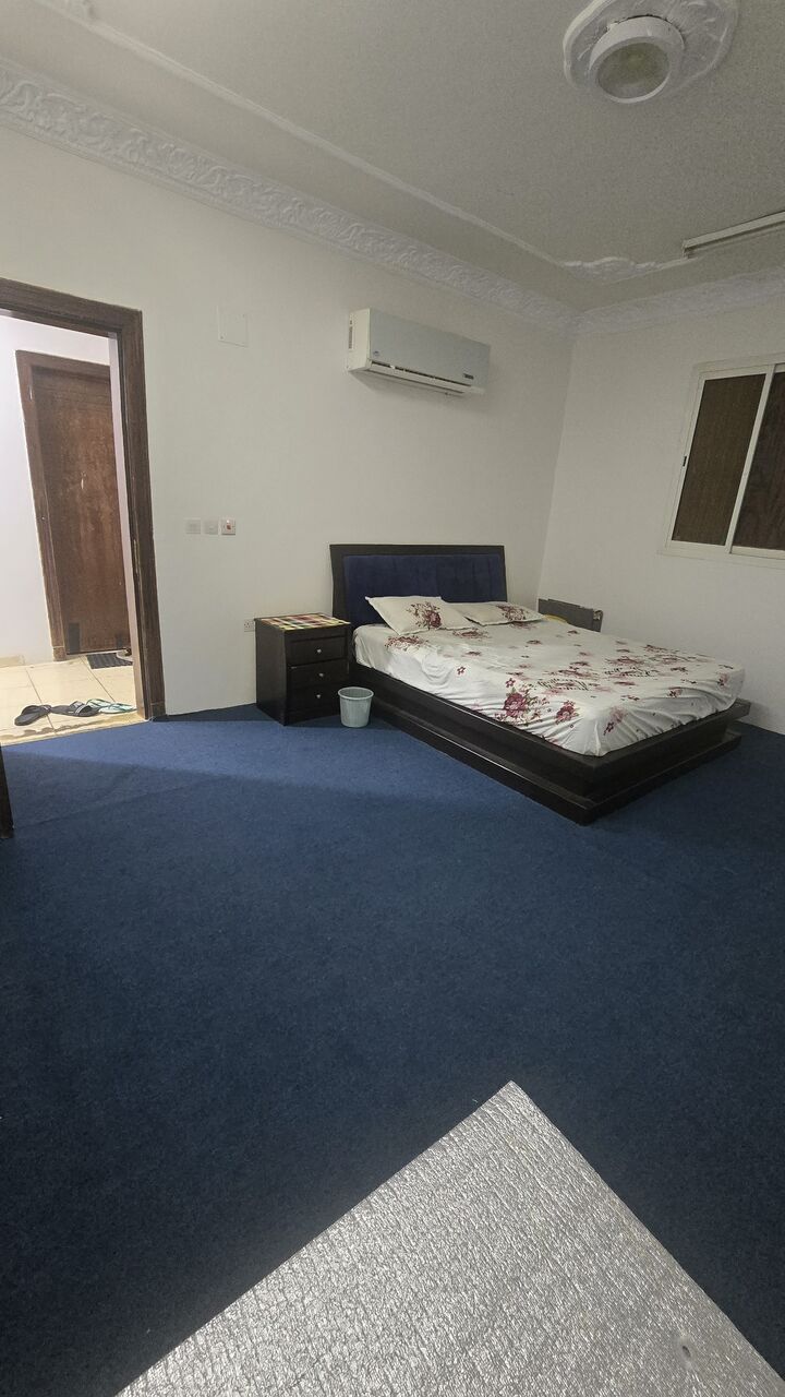 Riyadh, Rooms for Rent, SAR 1000/month,  Furnished Room Available For Rent.