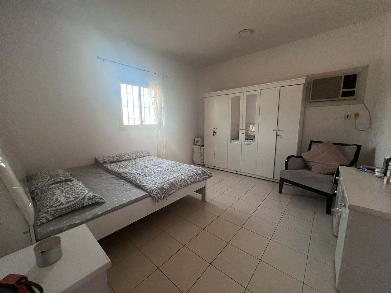 Jubail, Apartments, Flats, Houses & Villas, SAR 1000/month,  Executive Bachelor Room Available For Rent