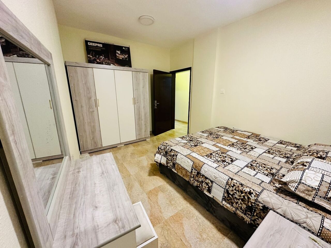 Jubail, Apartments, Flats, Houses & Villas, 3 BR,  3BHK AND 2BHK FULLY FURNISHED APARTMENT AVAILABLE FOR EXECUTIVE BACHELORS