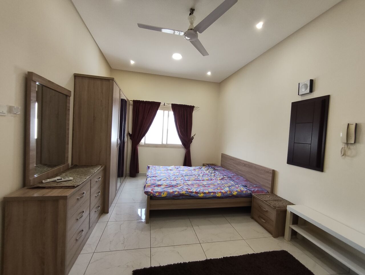 Tubli, Apartments, Flats, Houses & Villas, BHD 180/year,  1 BR,  Tubli:- Furnished Studio Flat On Rent With Ewa..