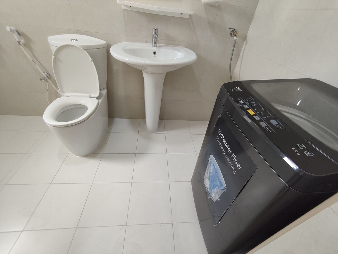 Tubli, Apartments, Flats, Houses & Villas, BHD 180/year,  1 BR,  Tubli:- Furnished Studio Flat On Rent With Ewa..