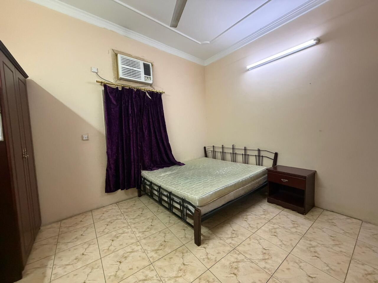 Salmaniya, Apartments, Flats, Houses & Villas, BHD 200/month,  1 BR,  1 BHK Furnished Apartment For Rent &ndash; Salmaniya 1 Bedroom,1 Bathroom,BHD 200 ,EWA Limit 30