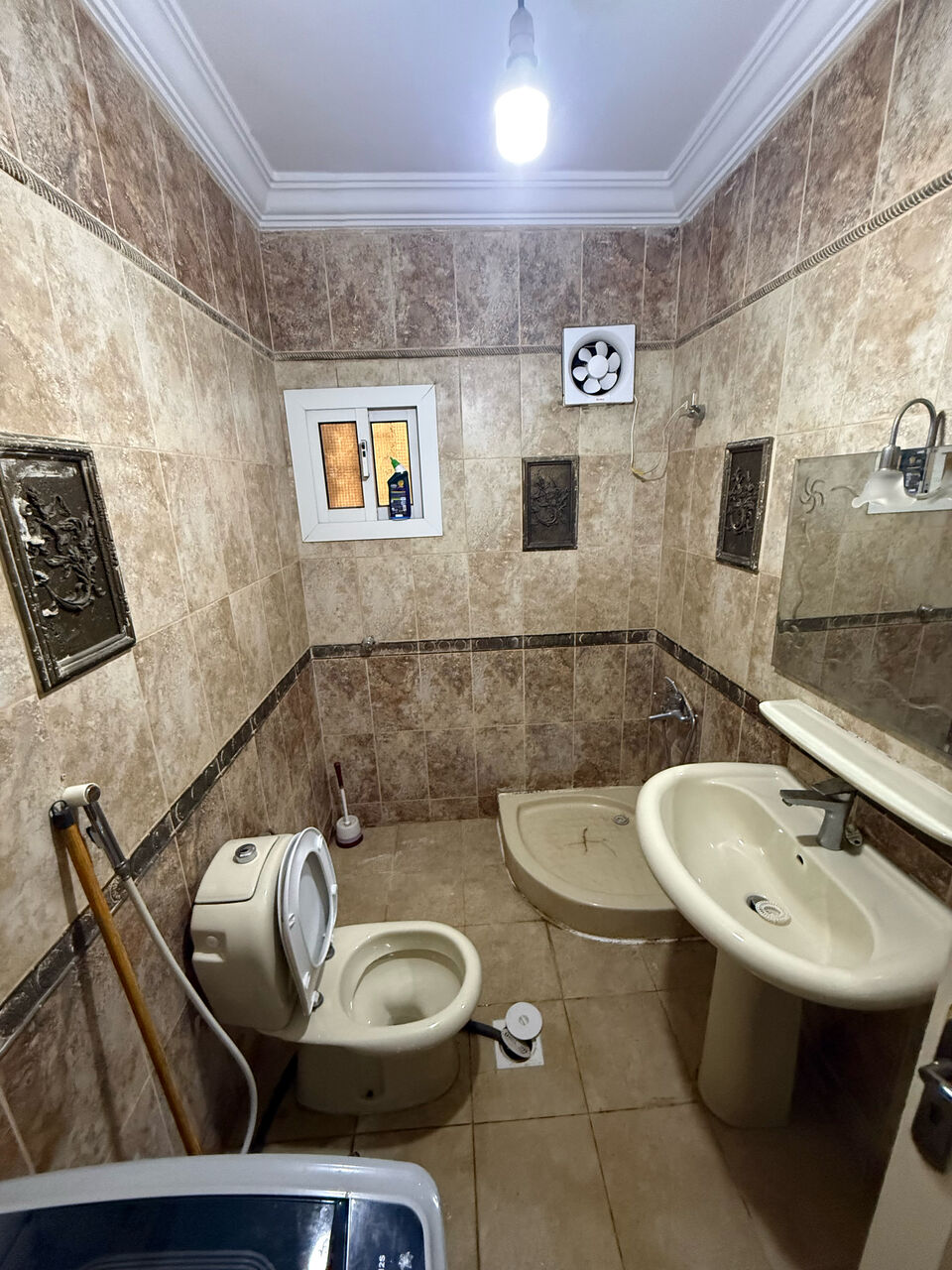 Jeddah, Household Items, SAR 450,  SAR 450, 1 Seperate Room, 1 Seperate Bathroom, 0538541683,Aziziyah, Only Till 15 September
