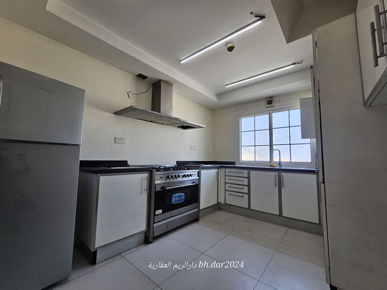 Busaiteen, Apartments, Flats, Houses & Villas, BHD 150/year,  1 BR,  Al Busaiteen City/High-end Apartment For Rent Fully Furnished Electric
